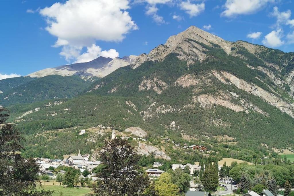 Rosebud, Adorable Et Confortable Petit Chalet Jausiers Exterior foto